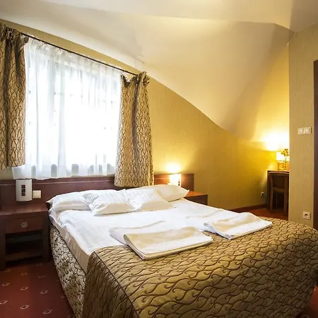 Restauracja Browar Lwow W Lublinie 酒店 3*